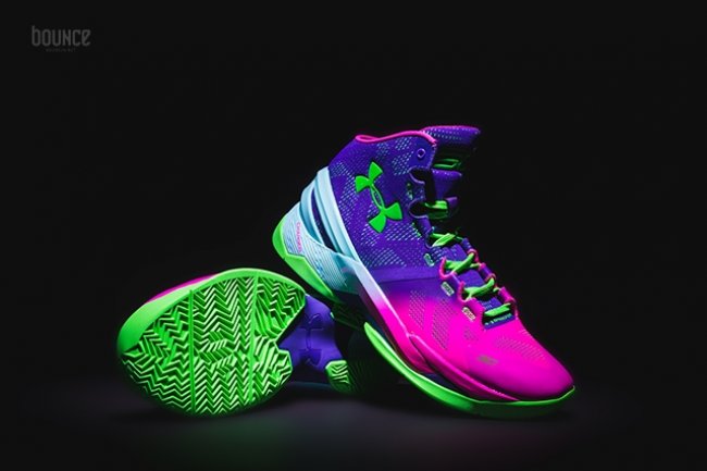 Curry 2,Under Armour  绚丽北极光，Under Armour Curry 2 “Northern Lights”