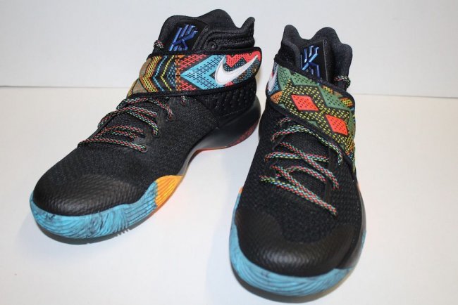 828375-099,Kyrie 2,Nike 828375-099 黑人月配色 Kyrie 2 “BHM” 发售信息