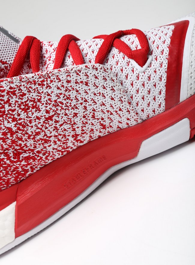 Crazylight Boost 2.5,Crazyligh  哈登个人 Logo 随 adidas Crazylight Boost 2.5 PE 亮相