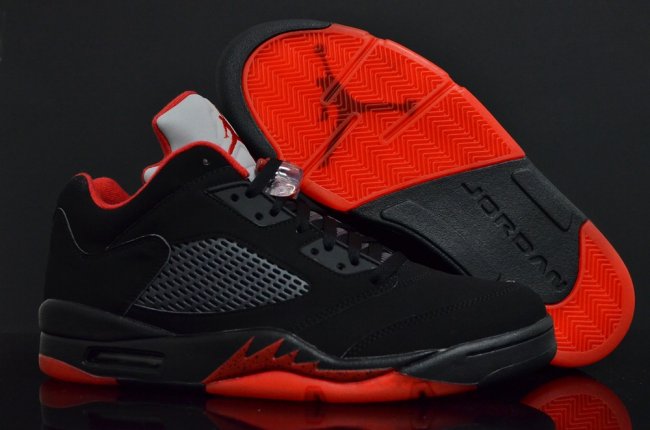 819171-001,AJ5,Air Jordan 5 819171-001AJ5 本周发售提醒：Air Jordan 5 Low “Alternate ’90”