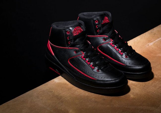 834274-001,AJ2,Air Jordan 2 834274-001AJ2 Air Jordan 2 “Alternate” 黑红配色发售信息