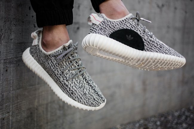 Yeezy 350 Boost,Yeezy  你将有机会再度购买 Yeezy 350 Boost “Turtle Dove”