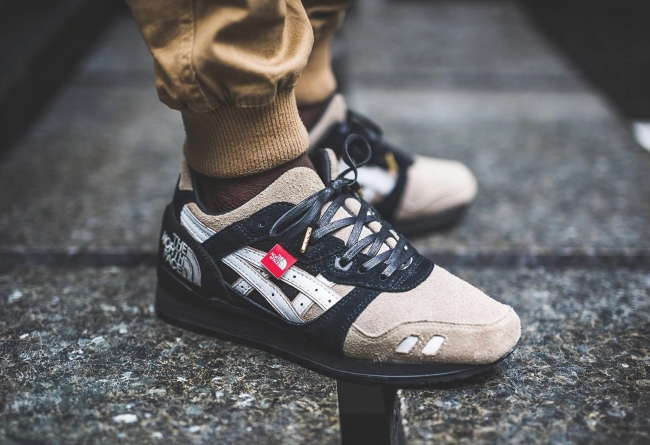 GEL-Lyte III,ASICS  The North Face x ASICS GEL-Lyte III 定制鞋款