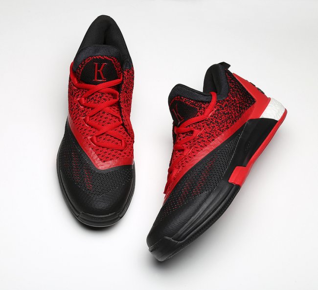 Crazylight Boost 2.5,Crazyligh  洛瑞客场配色 adidas Crazylight Boost 2.5 PE 欣赏