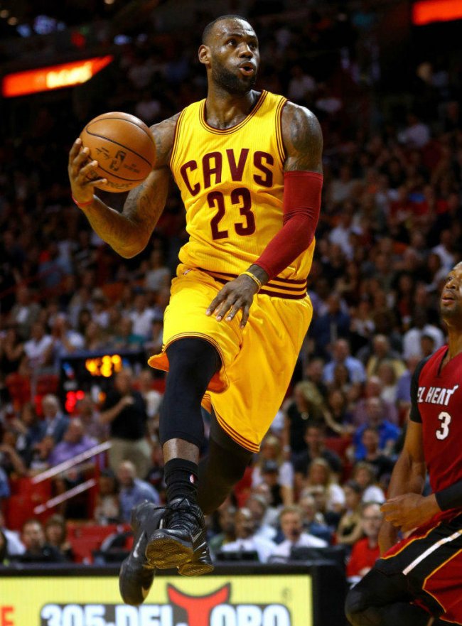 LBJ13,LeBron 13 Elite,LeBron 1 LBJ13精英版发售日期 詹姆斯首次赛场上脚 LeBron 13 Elite