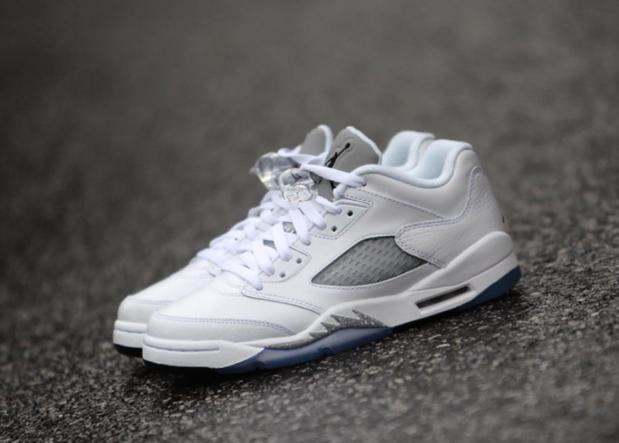 819172-122,AJ5,Air Jordan 5 819172-122AJ5低帮 Air Jordan 5 Low GS 白银配色发售延期