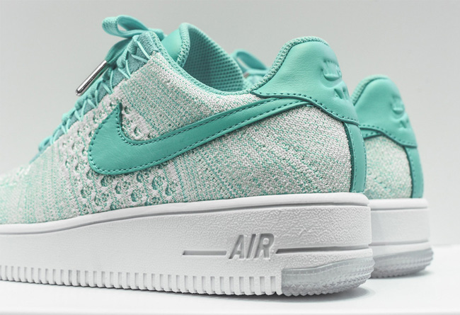 820256-102,AF1,Air Force 1,Fly 820256-102AF1 又一款女生专属的 Nike Flyknit Air Force 1 Low