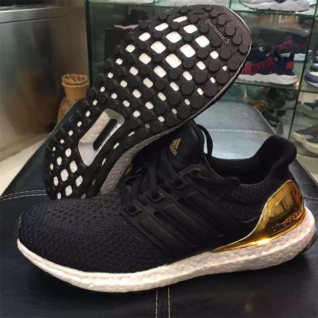 Ultra Boost,adidas,adidas Ultr  全新黑金 adidas Ultra Boost 实物曝光