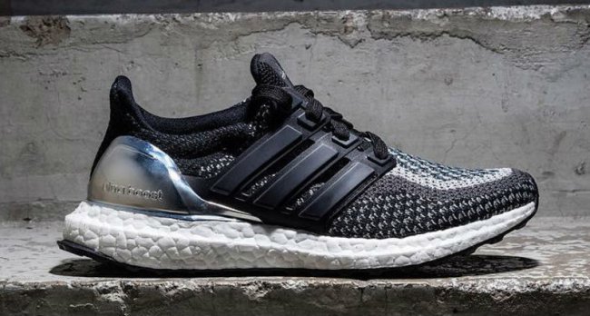 Ultra Boost,adidas,adidas Ultr  金角大王和银角大王，adidas Ultra Boost 新款双色