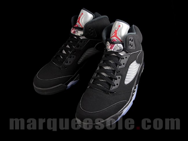 845035-003,AJ5,Air Jordan 5,AJ 845035-003AJ5黑银 Nike Air 后跟 Air Jordan 5 OG “Black Metallic” 全新图赏