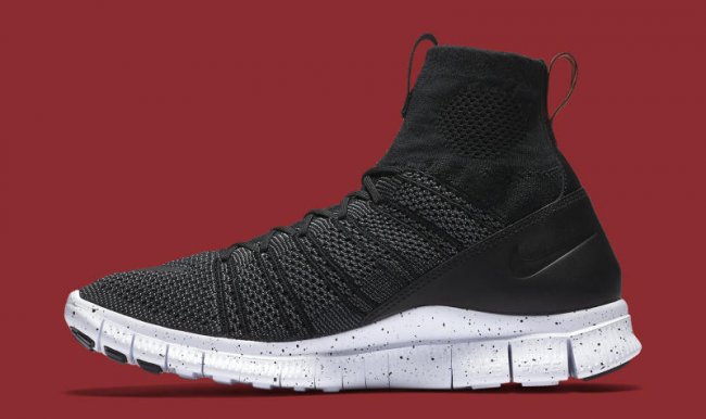 805554-008,Flyknit Mercurial S 805554-008 近似 HTM，Nike Flyknit Mercurial Superfly 全新黑色款