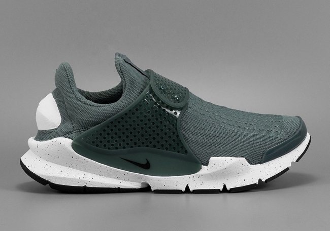 833124-001,Sock Dart,Nike 833124-001/833124-302 沉稳双色 Nike Sock Dart SE 清晰实物展示