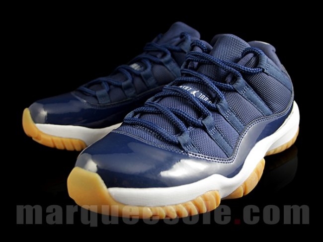 528895-405,AJ11 Low,Air Jordan 528895-405AJ11 百搭的新配色，Air Jordan 11 Low “Navy” 实物近赏