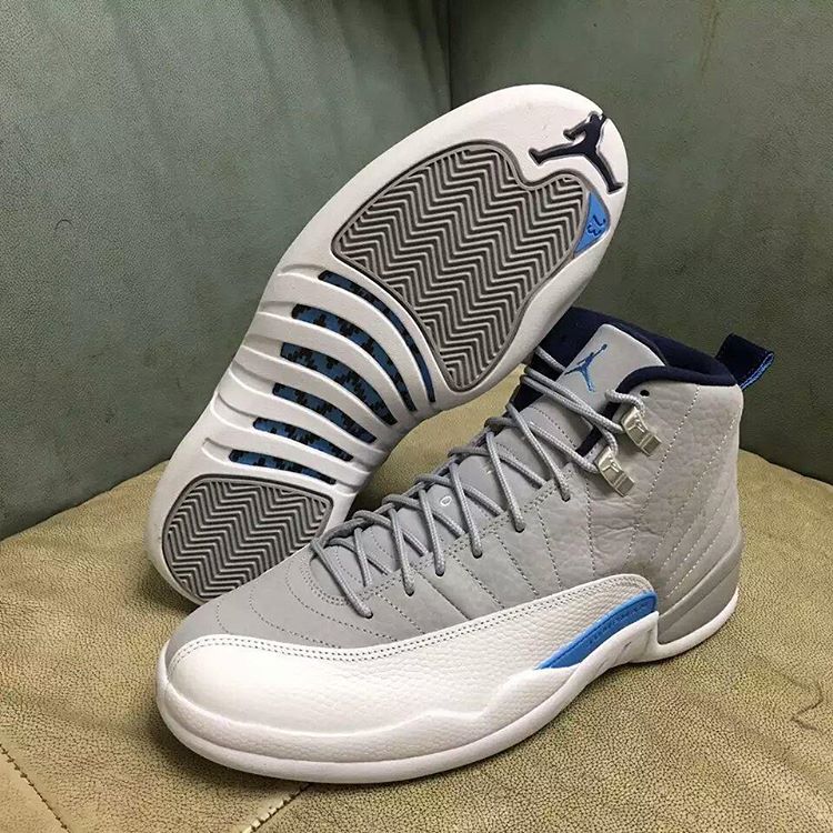 130690-007,AJ12,Air Jordan 12 130690-007AJ12 6 月发售，灰蓝新配色 Air Jordan 10 “Wolf Grey”