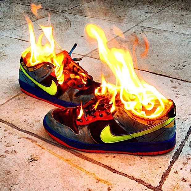 所有的逗逼都应该被做成 sneaker 表情包 aq2659 球鞋资讯 flightclub