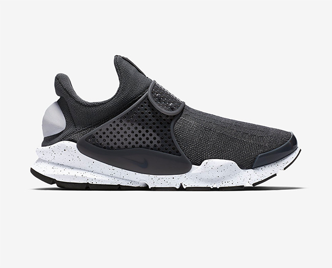 Sock Dart,Triple Black  售价 ￥849，Nike Sock Dart 全新三色即将发售