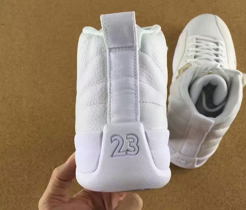 AirJordan12,OVO  望眼欲穿！ Air Jordan 12 “OVO” 白金高清谍照释出