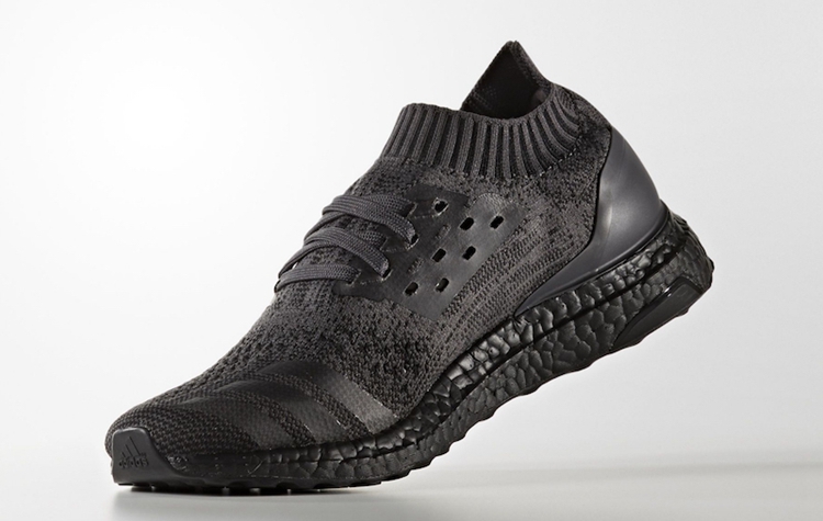 adidas,Ultra Boost,BA7996  劲酷装扮，adidas Ultra Boost Uncaged “Triple Black”