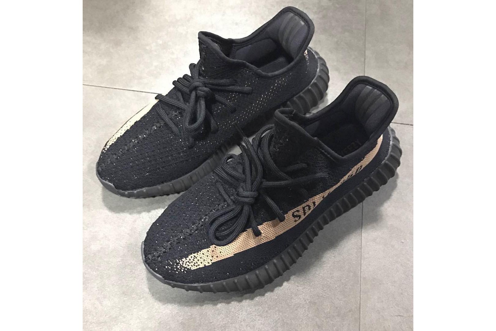 Yeezy 350 Boost V2,Yeezy 350 B  三款 Yeezy 350 Boost V2 新配色将在 11 月 23 日发售！