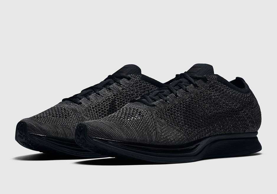 Nike, Flyknit Racer,526628-009  官图释出！Nike Flyknit Racer “Triple Black” 下周发售