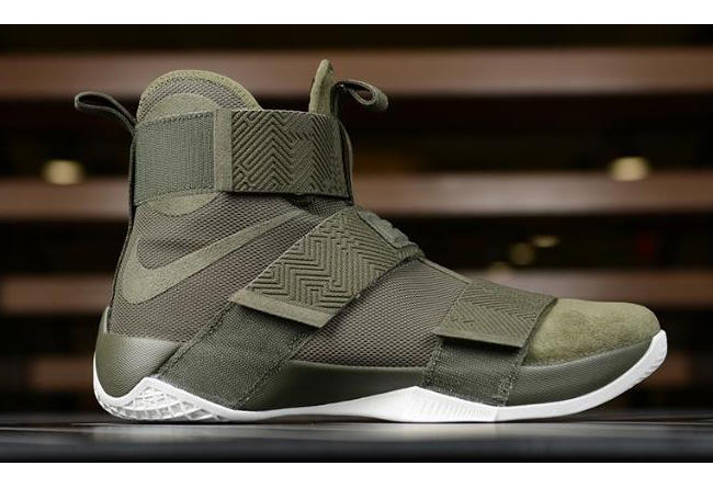 Soldier 10,Nike  升级版 Nike LeBron Soldier 10 Lux 呈现华丽质感