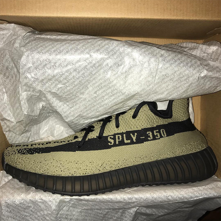 Yeezy 350 Boost V2,Yeezy 350 B  最丑配色！？这双 Yeezy 350 Boost V2 实在辣眼睛！