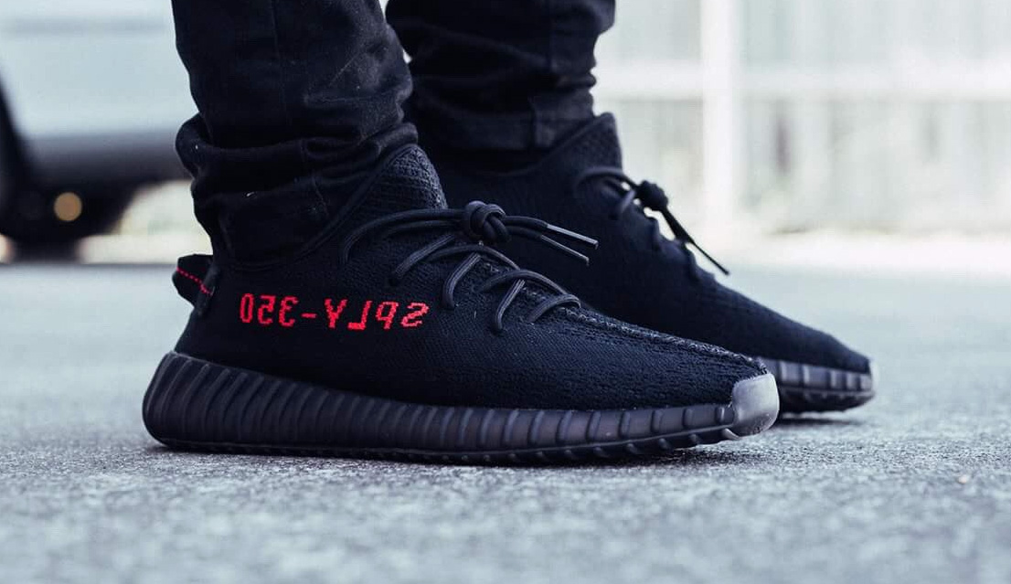 CP9652,Yeezy 350 Boost V2,Yeez CP9652 这双 Yeezy 350 Boost V2 也是今年情人节大礼！