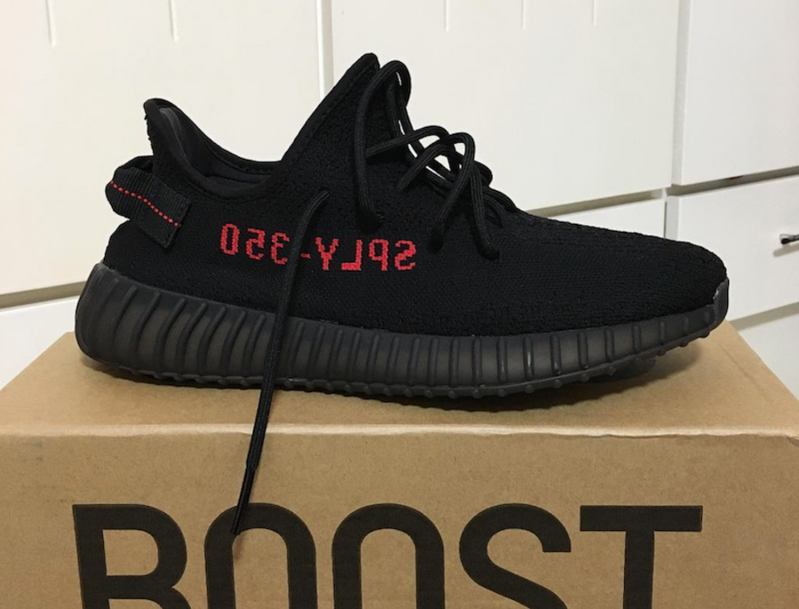 Yeezy 350 Boost V2,Yeezy 350 B  黑红 or 白斑马，下月的哪双 Yeezy 你更倾心？