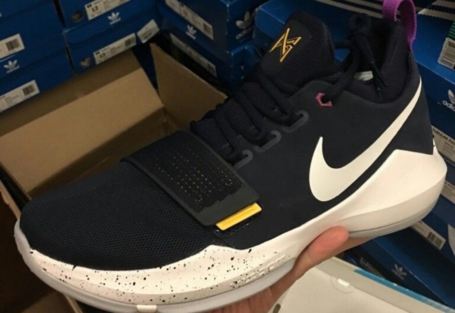 Nike,PG1  实物抢先看！泡椒 Nike PG1 步行者配色细节近览