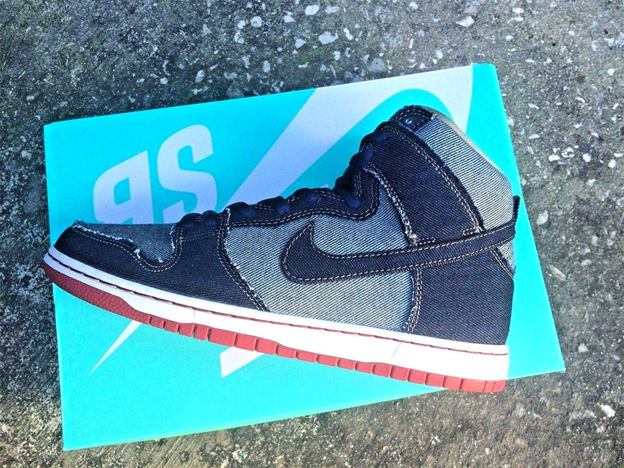 Dunk SB,Nike  本月底发售，曾近的天价 Dunk SB 带来了高帮同款！