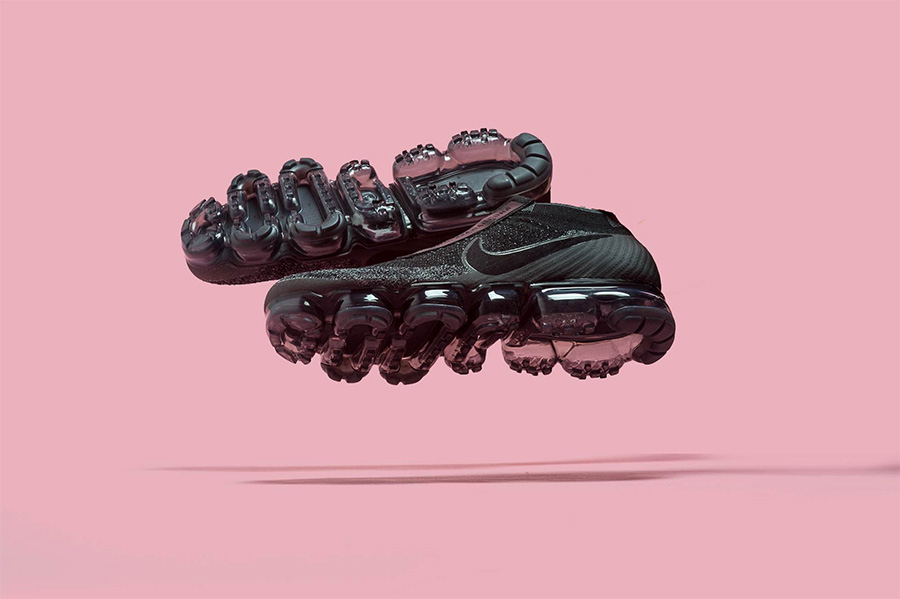 VaporMax,Nike  看看 CDG x VaporMax 后现代科技风格的大底近赏吧！