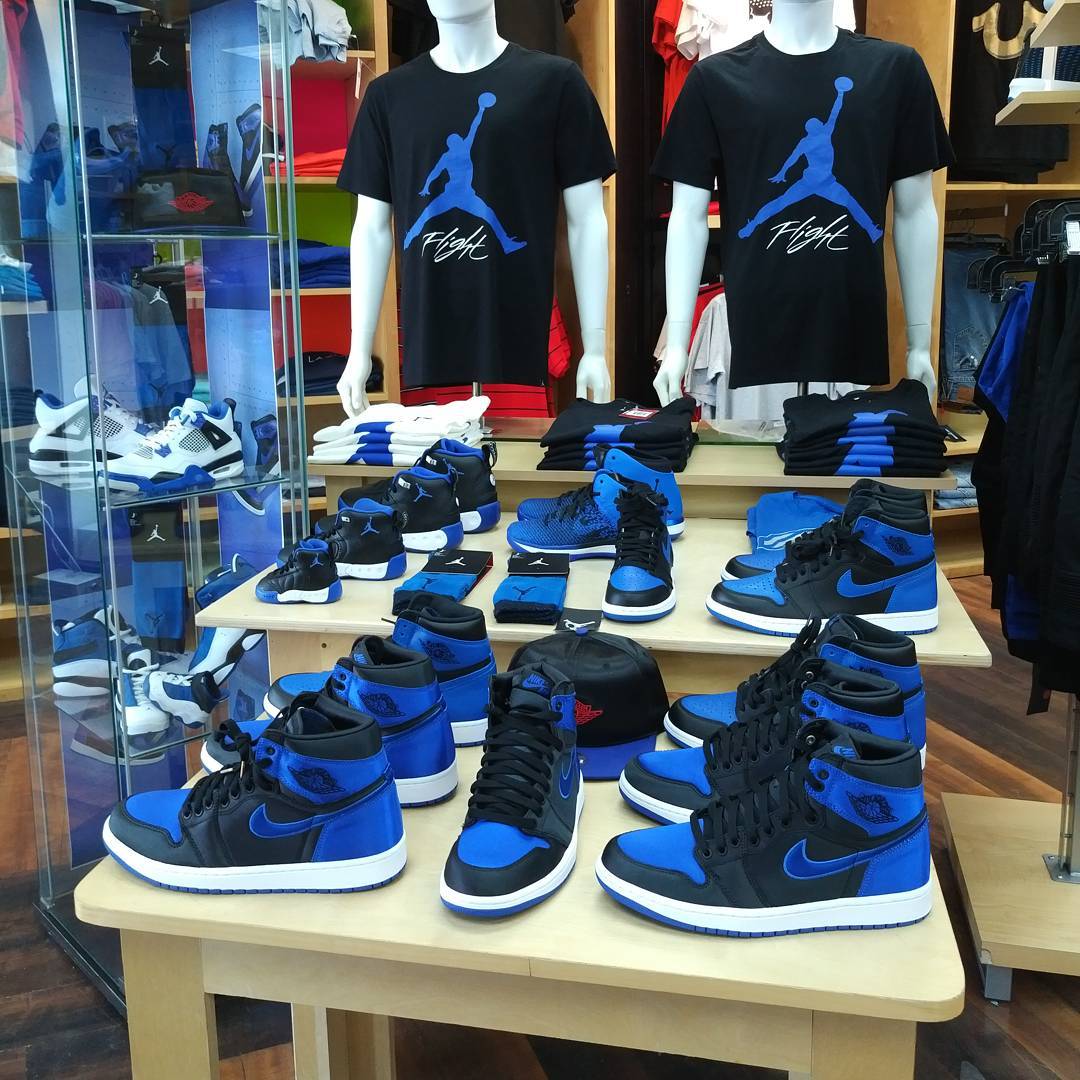 Air Jordan 1,AJ1,Satin  限量 700 双！Air Jordan 1 “Royal Stain” 发售信息释出