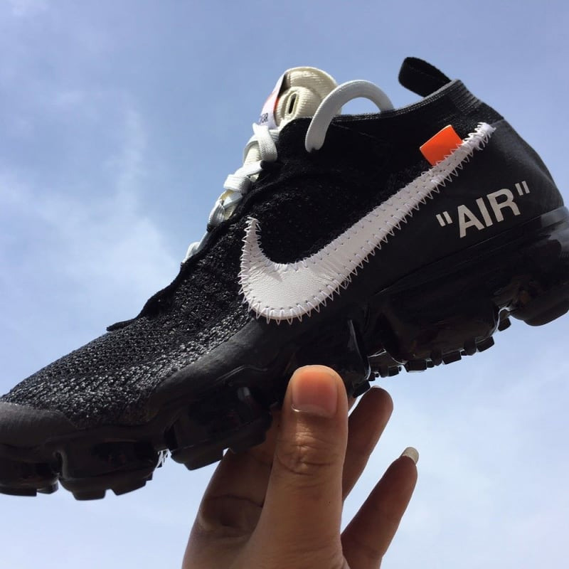 VaporMax,Off-White,Nike  这双 Off-White x VaporMax 可真是让人欲罢不能！