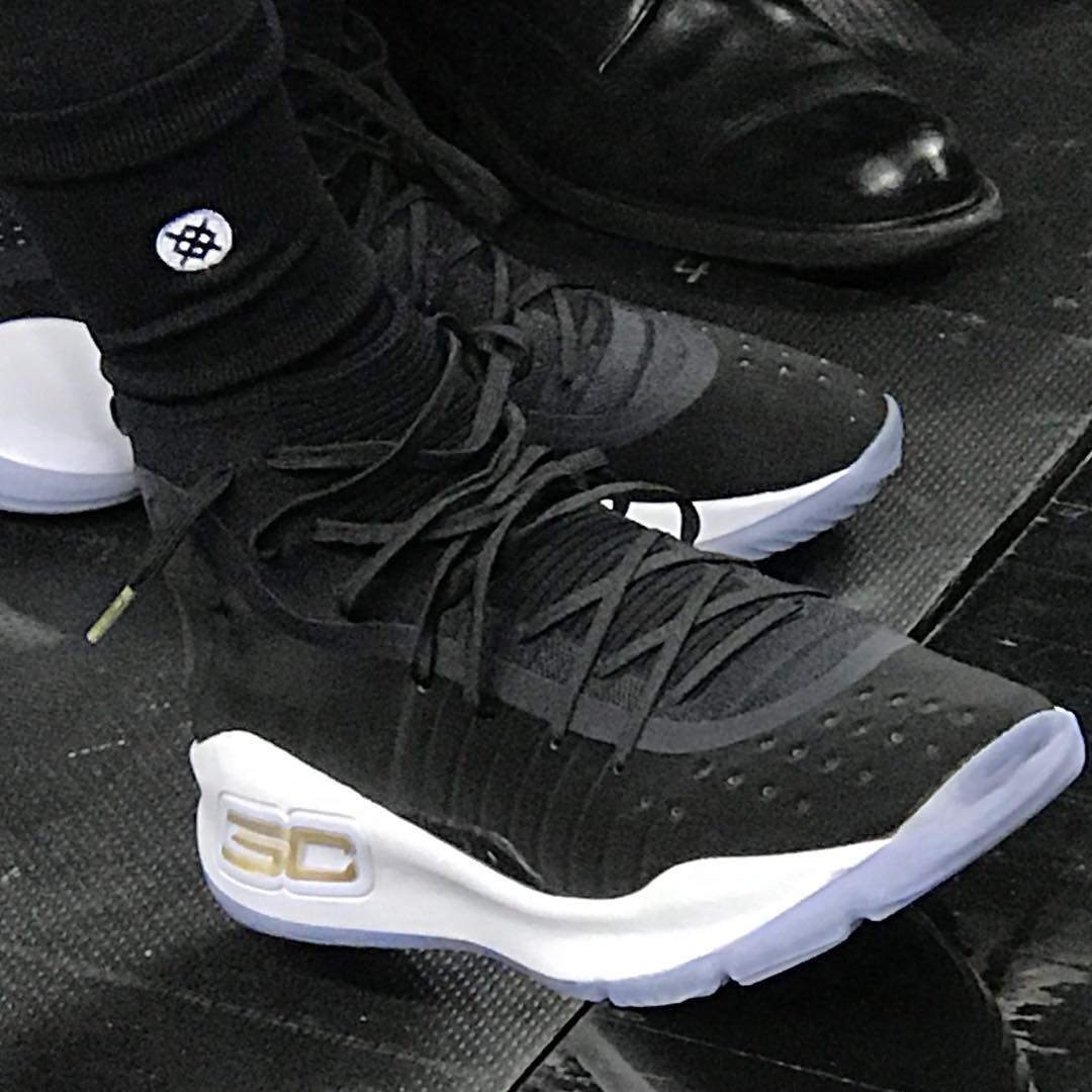 Under Armour,Curry 4  Curry 4 客场配色！库里将在总决赛第三场上脚！