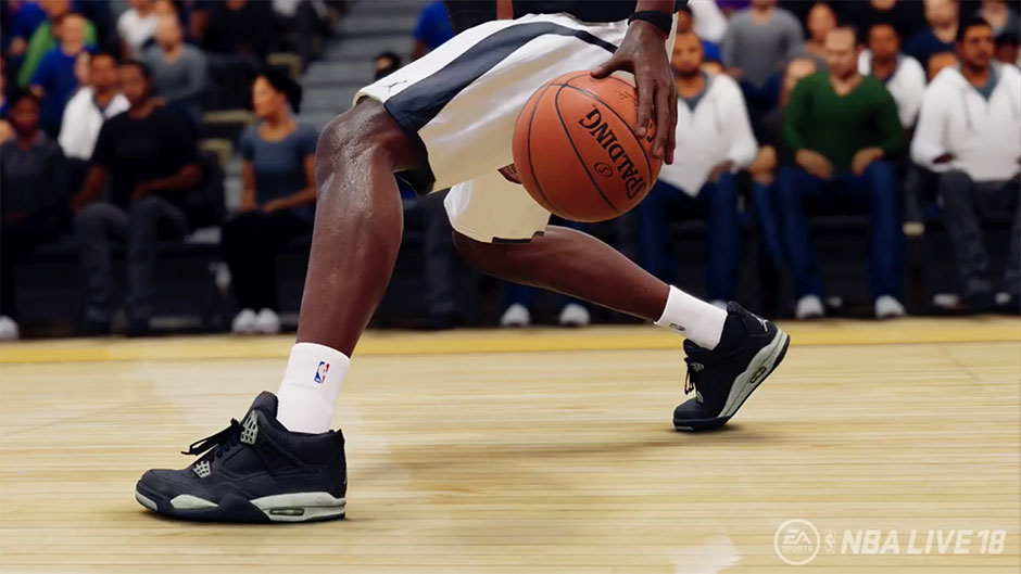 NBA  在 NBA 游戏中，终于要有极为逼真的球鞋上脚了！