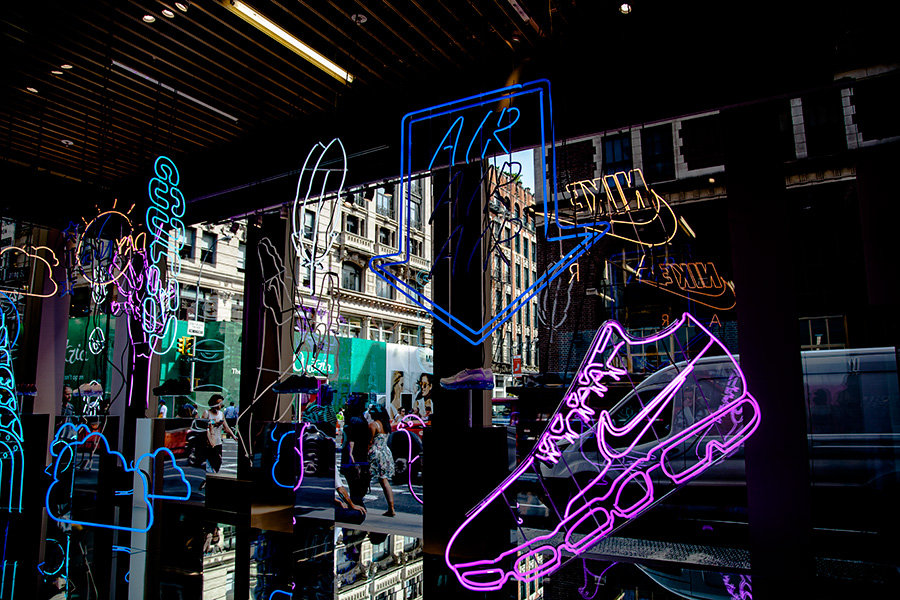Nike,Nike SOHO  著名球鞋地标，纽约 Nike SoHo 店有哪些好玩的东西！