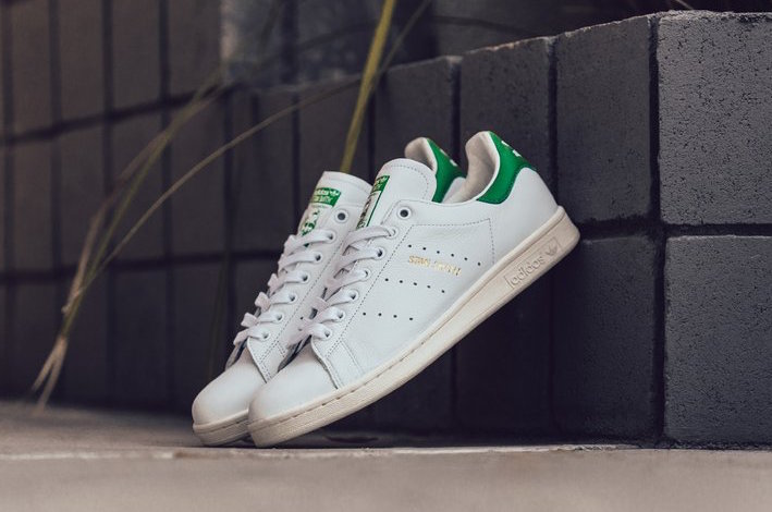 Stan Smith  全新粒面皮革！Stan Smith 经典绿尾迎来材质升级！