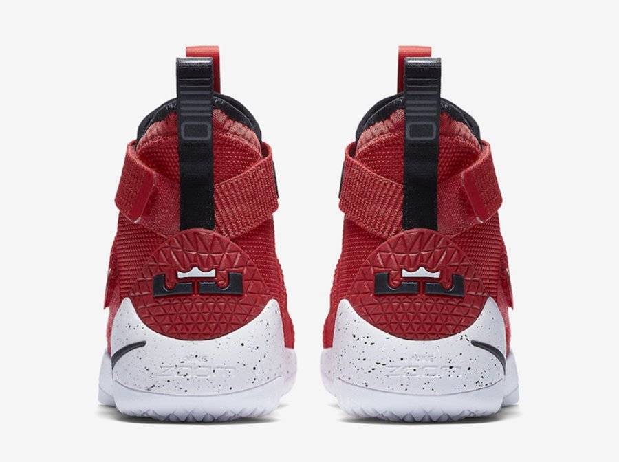 lebron soldier 11 flyease red