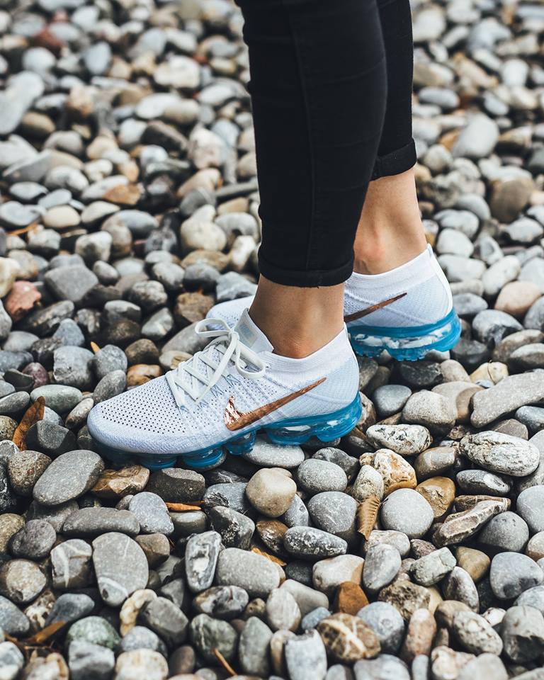 男女两款 vapormax 上脚抢先预览