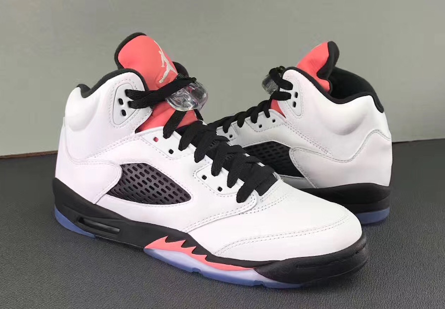 AJ5,Air Jordan 5,440892-115  女生专属！三文鱼粉色鞋舌 Air Jordan 5 实物曝光