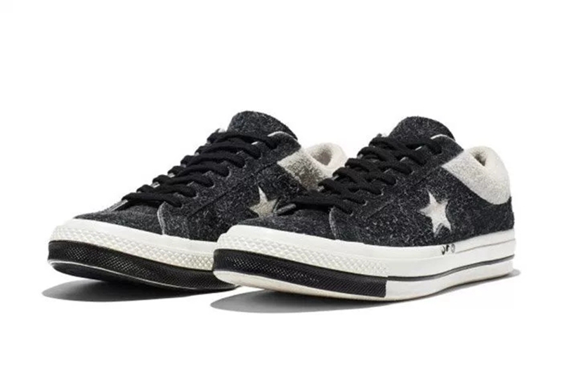 CLOT,Converse,One Star  近期冠希哥疯狂上脚的这双鞋，将在本月正式登场！