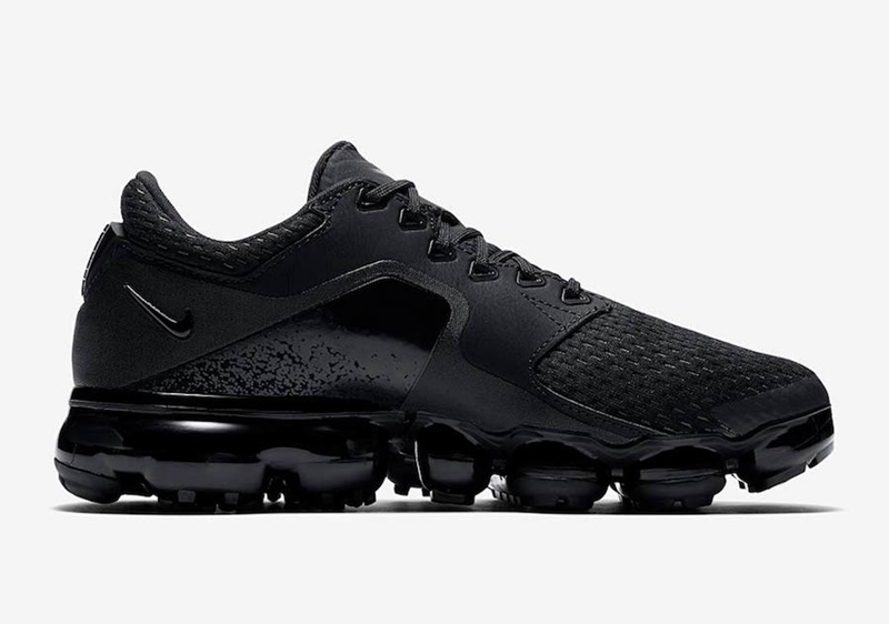 Nike,Air VaporMax CS,Triple Bl  极致酷黑！新鞋型 Air VaporMax CS 官图曝光