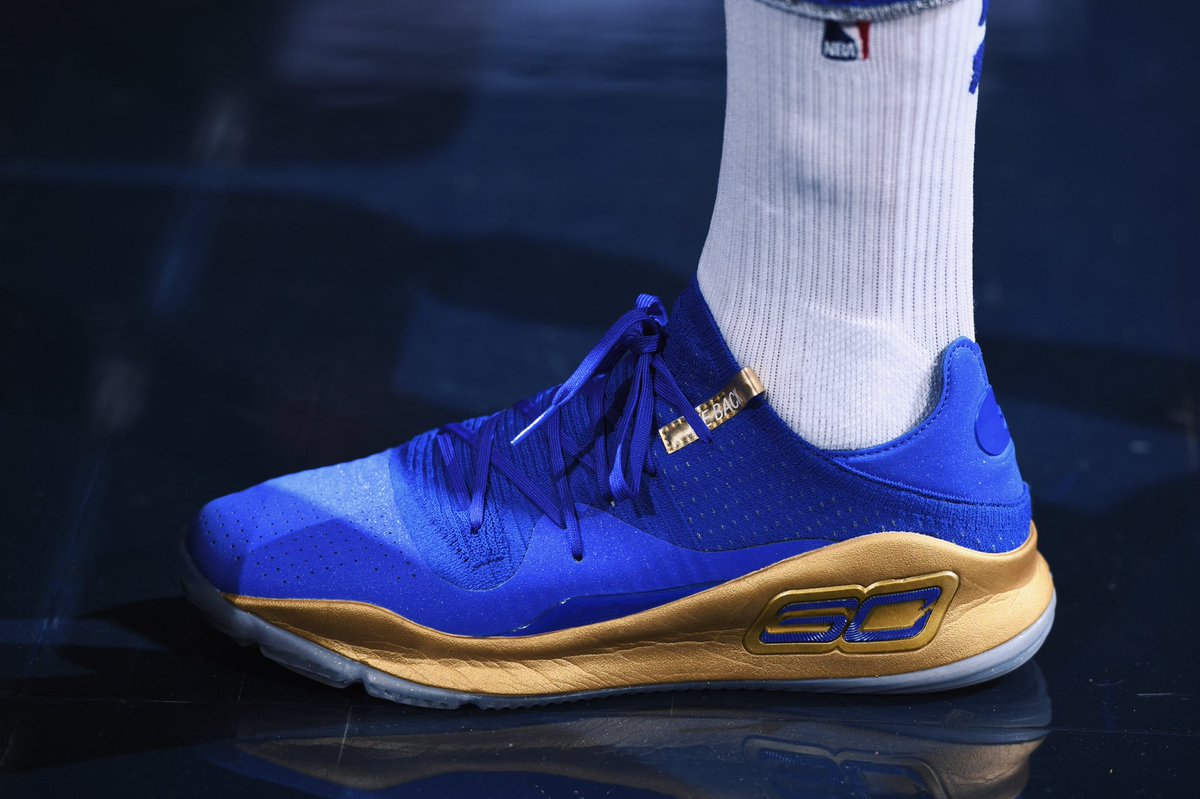 Curry 4,Under Armour  蓝金主题装扮！库里上脚全新配色 Curry 4 Low