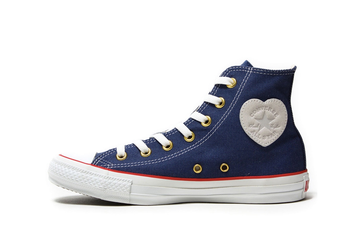 Converse,Heartpatch,Chuck Tayl  颠覆传统！这款桃心 Chuck Taylor All Star 无疑是匡威玩家的必入款！