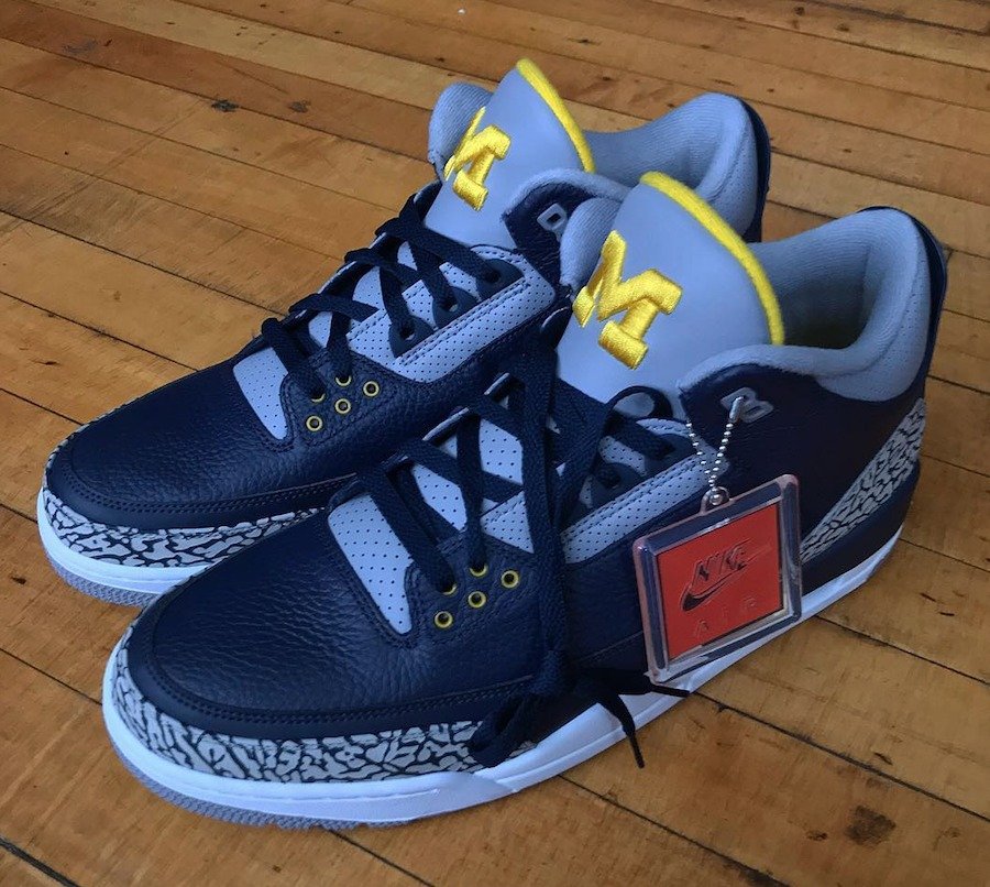 Air Jordan 3,AJ3,Michigan  只有眼馋的份！海军蓝 Air Jodan 3 实物曝光