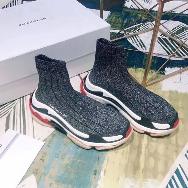 Balenciaga  袜套老爹鞋！这双定制版 Balenciaga 你如何评价？