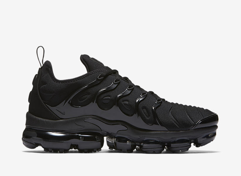 Air VaporMax Plus,Nike,Triple  全新合体鞋型！纯黑 Air VaporMax Plus 现已上架发售