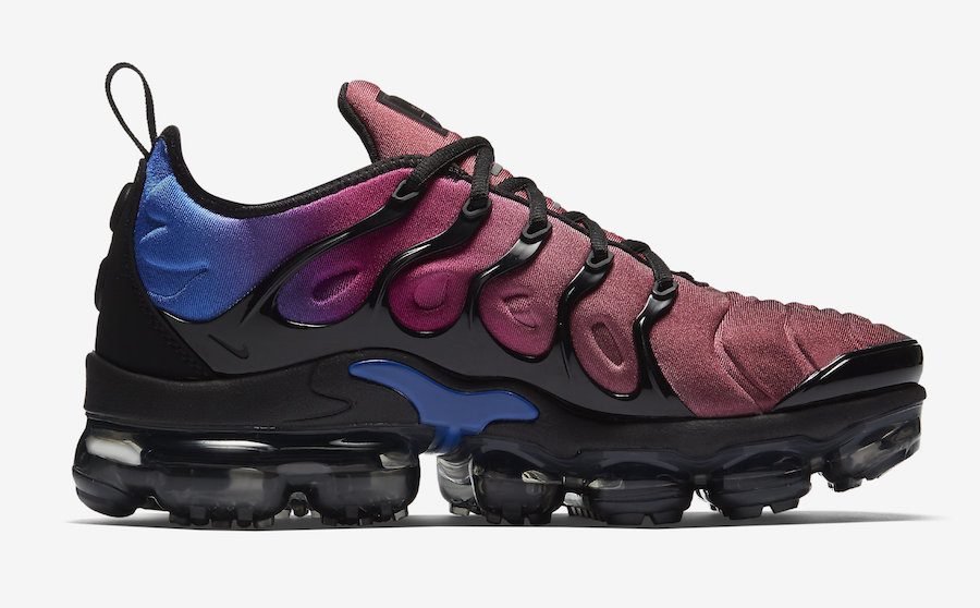 Nike,VaporMax Plus  红蓝过渡色鞋面！全新 VaporMax Plus 本月正式发售