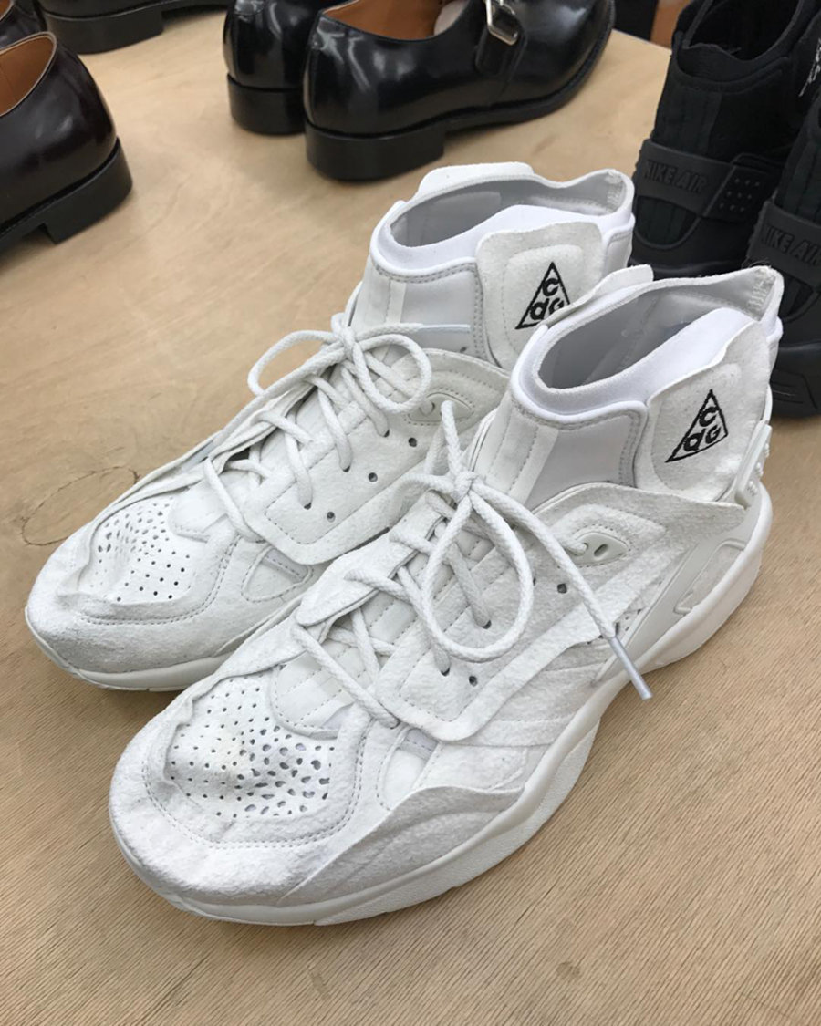 CDG,Nike ACG  还有纯黑配色！两款 CDG x Nike ACG 联名新鞋实物近赏