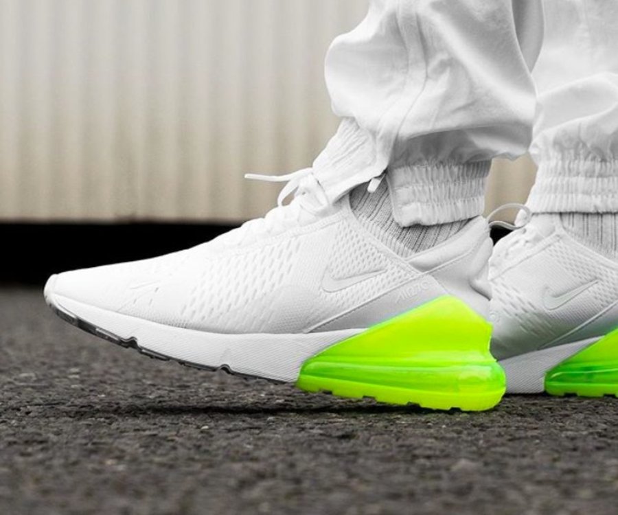 Nike,Air Max 270,AH8050-104  醒目的小白鞋！Air Max 270 “White Volt” 上脚表现出众